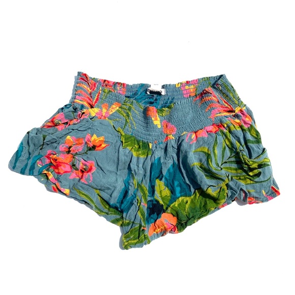 Billabong Pants - Billabong • blue floral coverup shorts